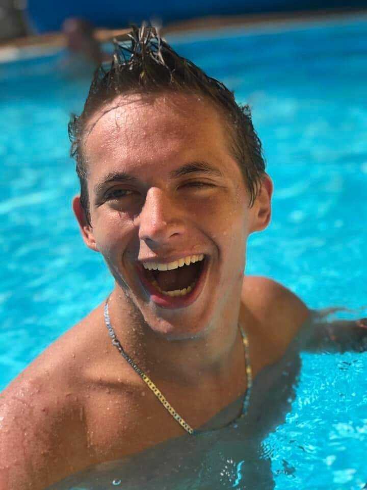 LUCKA A DOMINIK3
